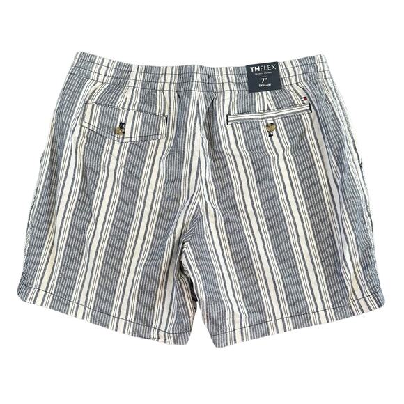 Tommy Hilfiger Men's Bold Stripe 7" Shorts Carbon Grey Blue Stripes Size XL $70 - Picture 3 of 6
